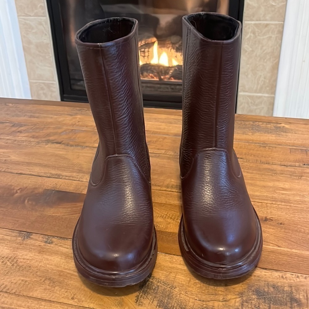 Emu Kerie Australia rubber waterproof boots, size 7 women, color Wine - Picture 4 of 14